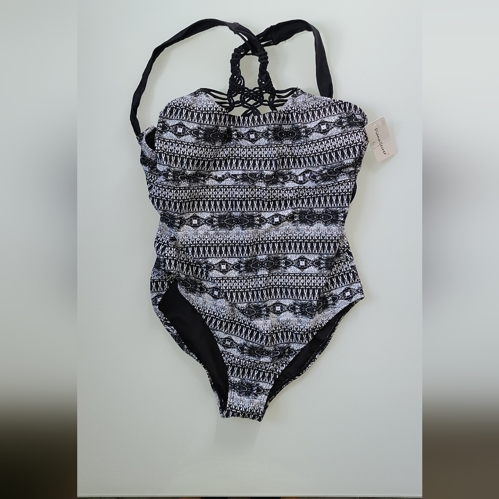 BNWT Diana Secret swimsuit size Large